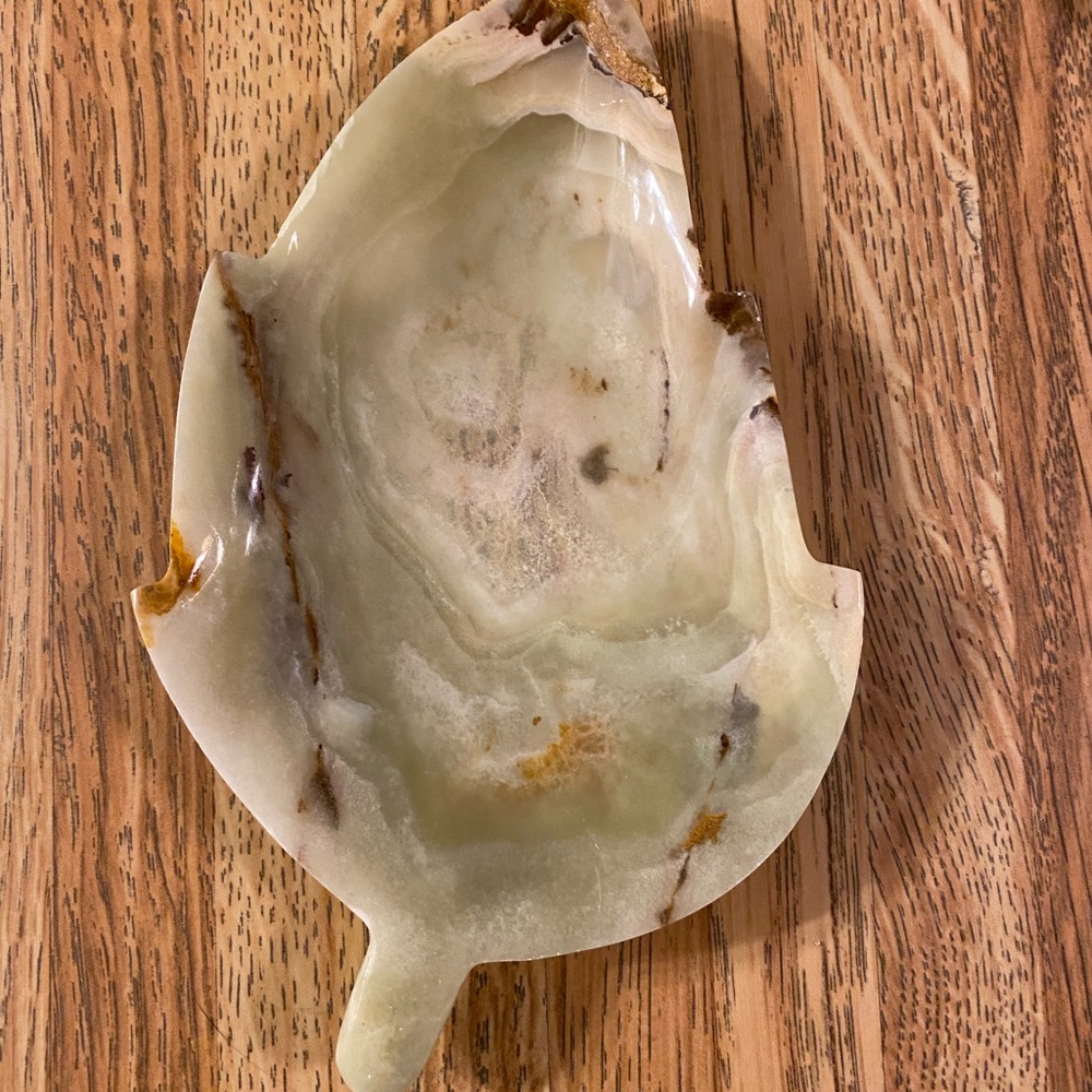 Vintage Green Onyx Leaf